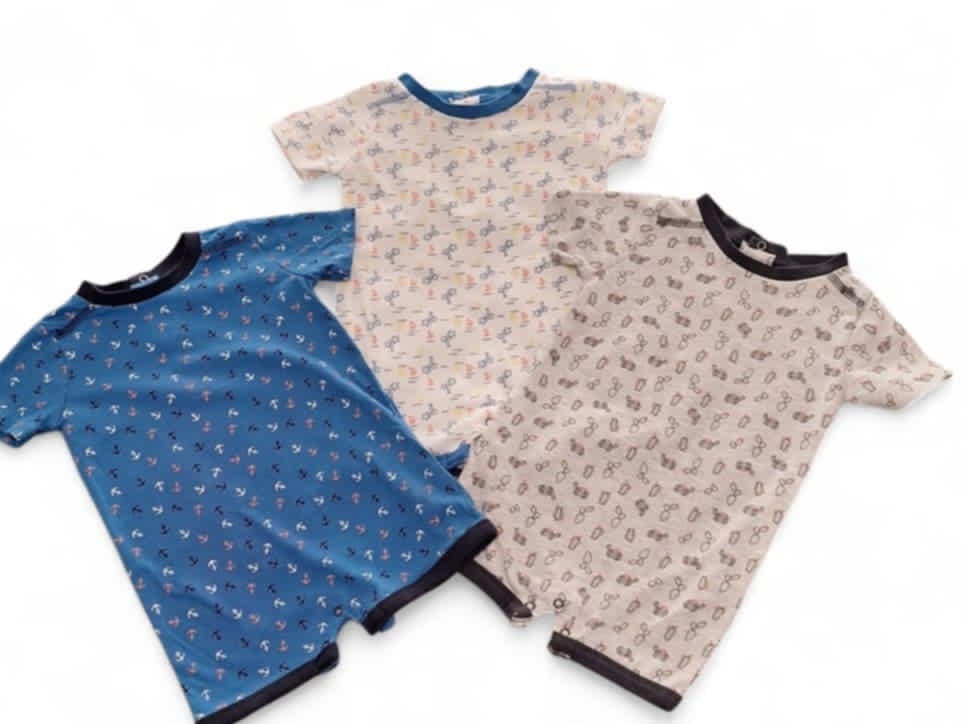 Lot combishorts 6 mois